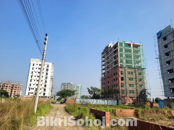 3 Katha Plot Sale in Bashundhara r/a